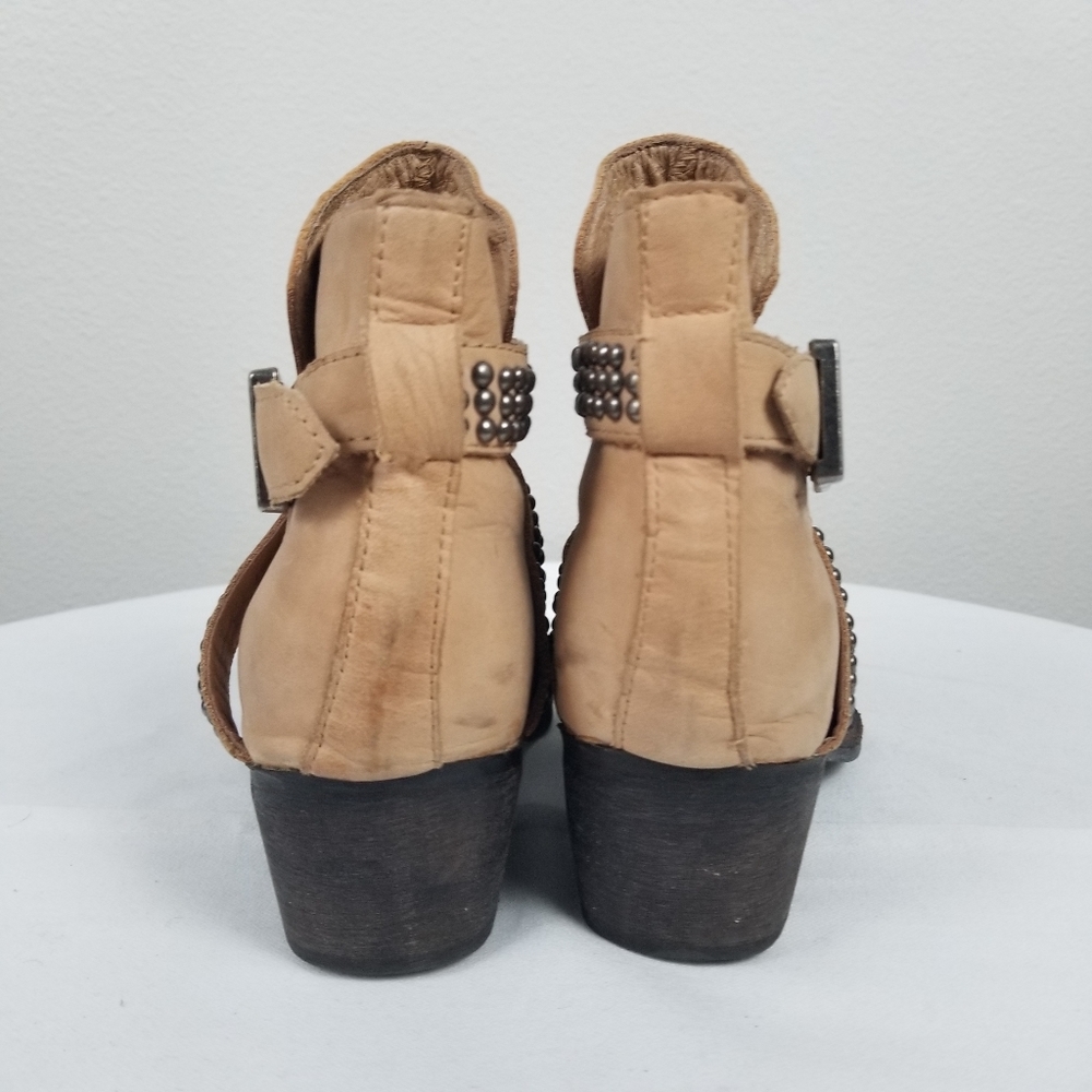 Jeffrey Campbell Free People Western Studded Dodge Tan Rockabilly Ankle Boots 9 - Picture 6 of 16